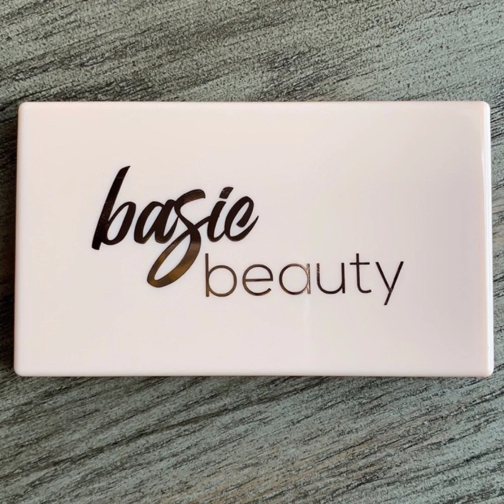 BASIC BEAUTY BRONZER PALETTE
